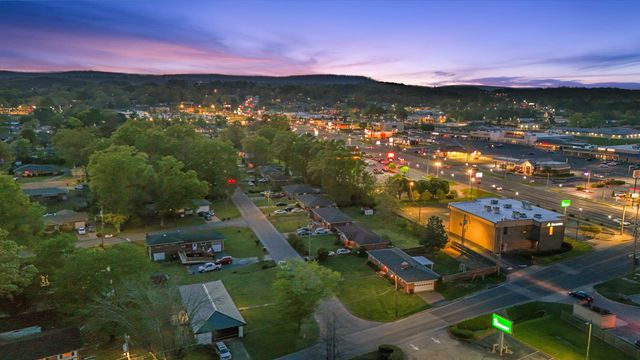 38 Phillips Drive, Fort Oglethorpe, GA 30742