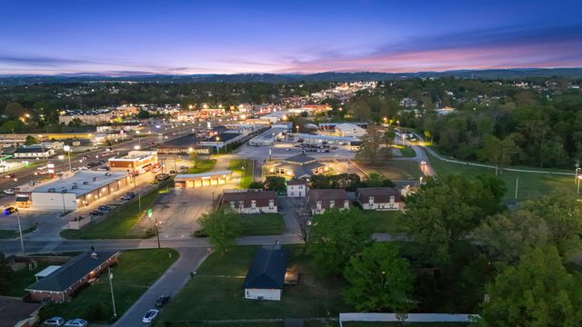 38 Phillips Drive, Fort Oglethorpe, GA 30742