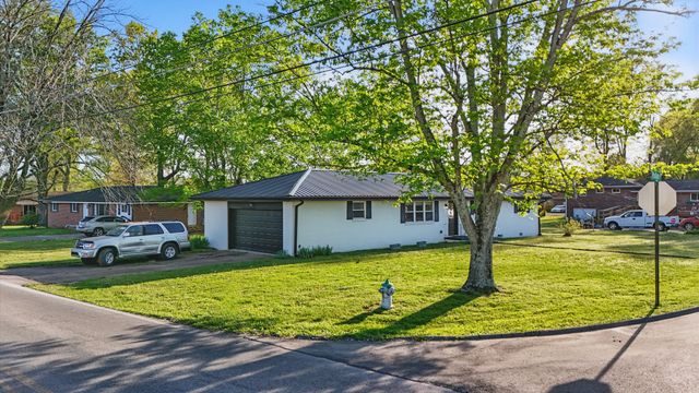 38 Phillips Drive, Fort Oglethorpe, GA 30742