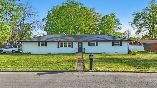 38 Phillips Drive, Fort Oglethorpe, GA 30742