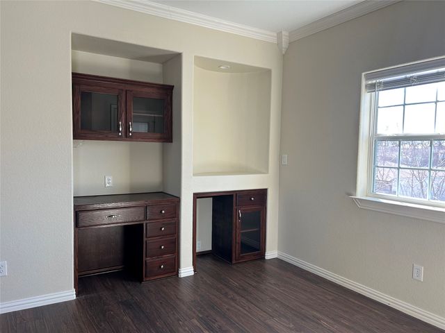 204 Pearl Lane, Lake Dallas, TX 75065