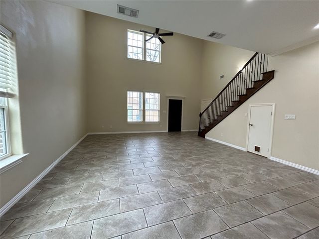 204 Pearl Lane, Lake Dallas, TX 75065