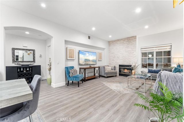 39 Via Ermitas, Rancho Santa Margarita, CA 92688