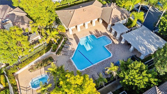 39 Via Ermitas, Rancho Santa Margarita, CA 92688