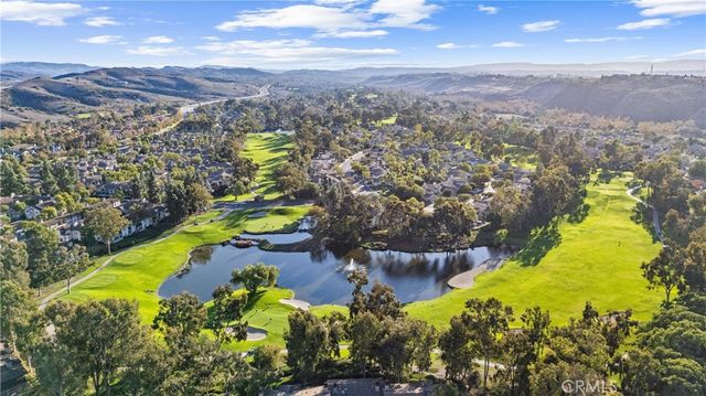 39 Via Ermitas, Rancho Santa Margarita, CA 92688