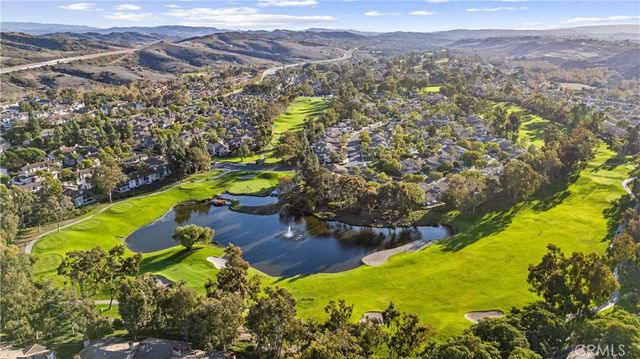 39 Via Ermitas, Rancho Santa Margarita, CA 92688