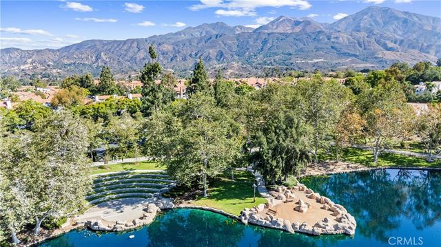 39 Via Ermitas, Rancho Santa Margarita, CA 92688