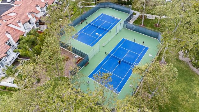 39 Via Ermitas, Rancho Santa Margarita, CA 92688