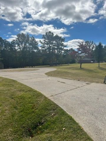 2550 Old Highway 69, Camden, TN 38320