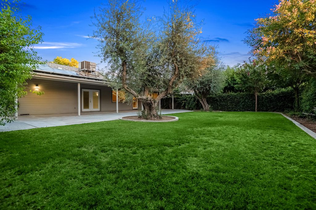 Image 41 of property listing at 504 Lone Oak Court, Exeter, CA 93221