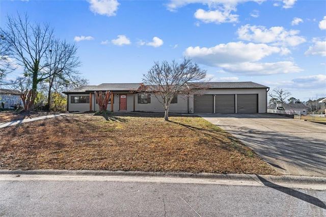 747 Briarwood SW Road, Conyers, GA 30094