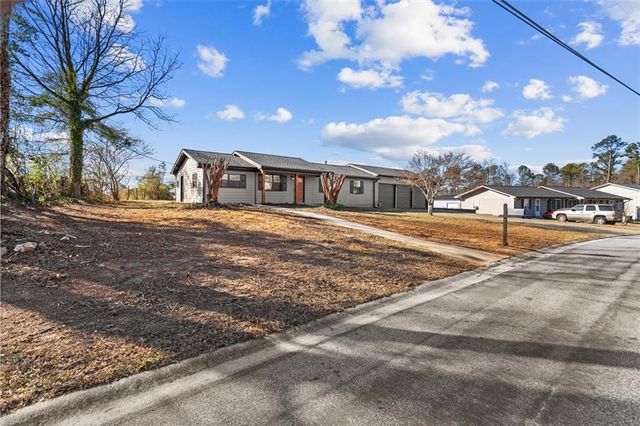 747 Briarwood SW Road, Conyers, GA 30094