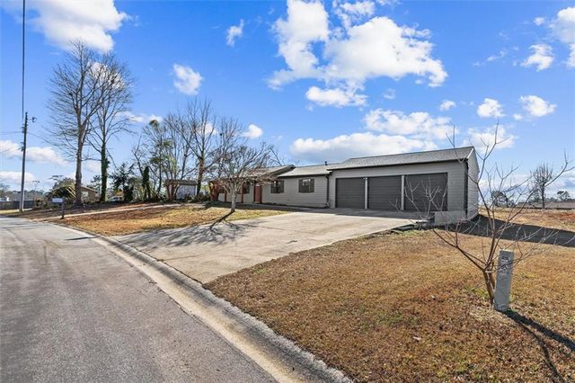 747 Briarwood SW Road, Conyers, GA 30094