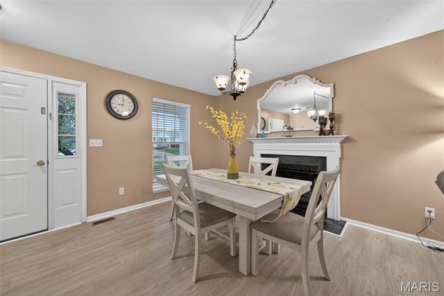 537 White Fence Drive, Wentzville, MO 63385