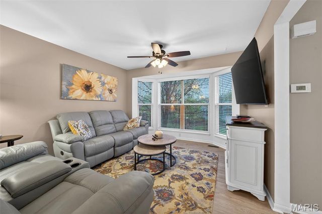 537 White Fence Drive, Wentzville, MO 63385