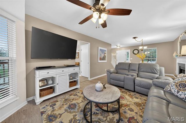 537 White Fence Drive, Wentzville, MO 63385