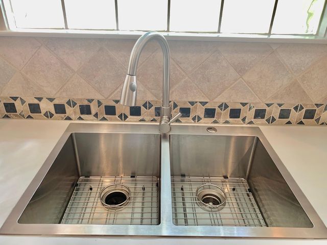 4303 Childress Street, Houston, TX 77005