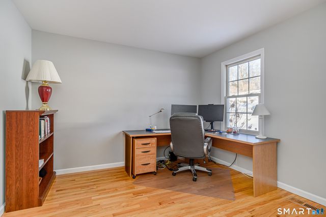 1 Owl Ridge Lane, Newtown, CT 06482