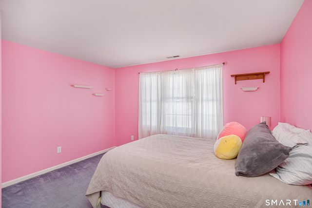 1 Owl Ridge Lane, Newtown, CT 06482