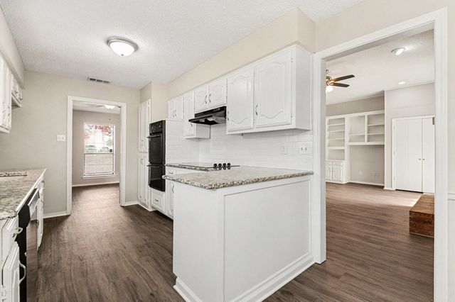 2242 Carmel Drive, Carrollton, TX 75006