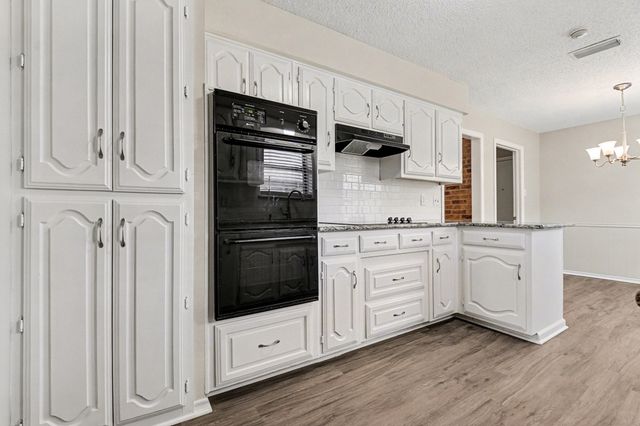 2242 Carmel Drive, Carrollton, TX 75006