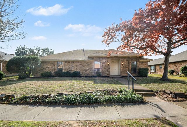 2242 Carmel Drive, Carrollton, TX 75006