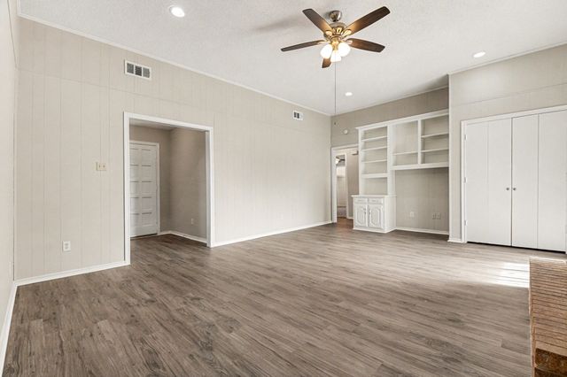 2242 Carmel Drive, Carrollton, TX 75006