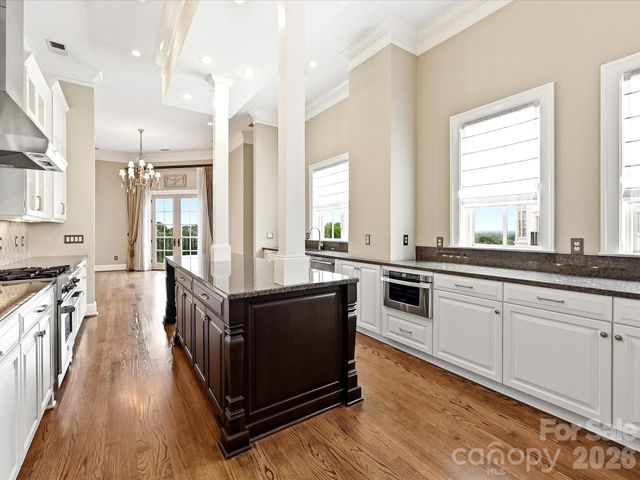 2823 Providence Road 280, Charlotte, NC 28211