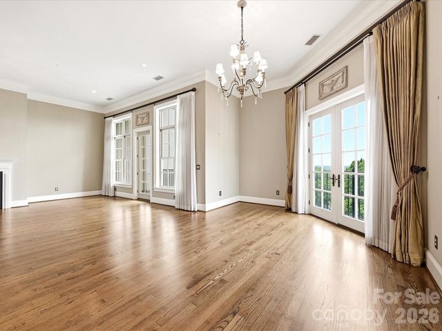 2823 Providence Road 280, Charlotte, NC 28211