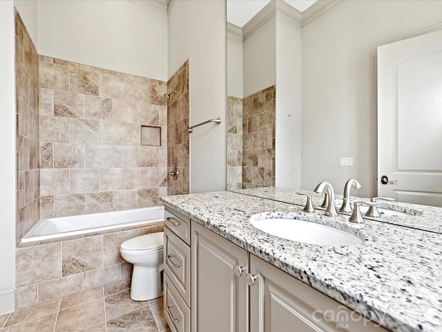 2823 Providence Road 280, Charlotte, NC 28211