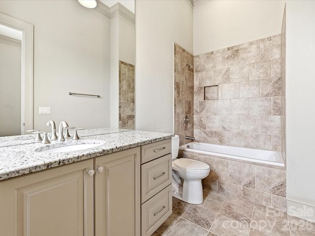 2823 Providence Road 280, Charlotte, NC 28211