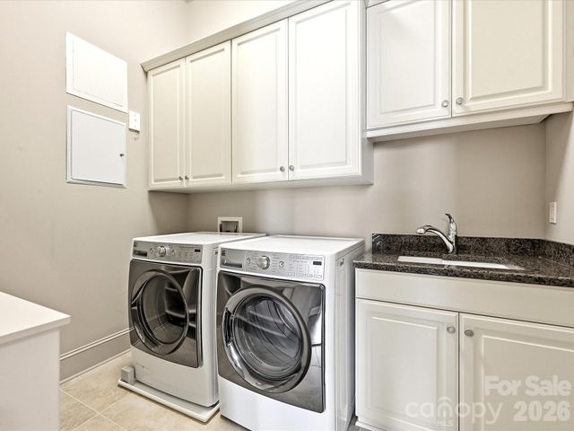2823 Providence Road 280, Charlotte, NC 28211