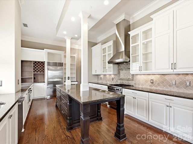 2823 Providence Road 280, Charlotte, NC 28211
