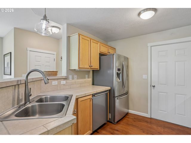 15130 Sw MALLARD Dr 102, Beaverton, OR 97007