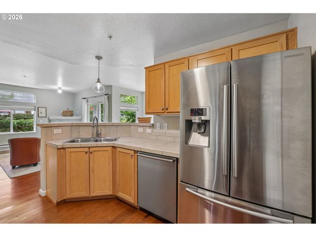 15130 Sw MALLARD Dr 102, Beaverton, OR 97007