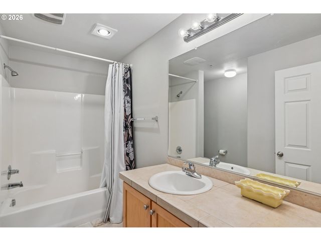 15130 Sw MALLARD Dr 102, Beaverton, OR 97007
