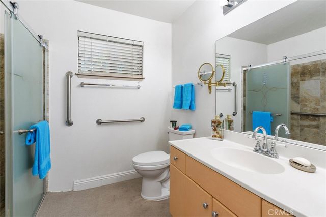 1080 Moon Shadow Court, Hemet, CA 92545