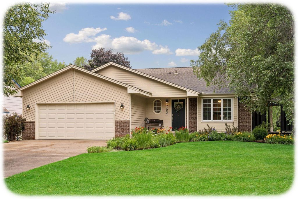 11233 Kentucky Avenue N, Champlin, MN 55316 — exterior
