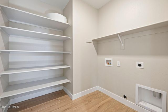 15 CREEK ROCK Circle, Sedona, AZ 86351