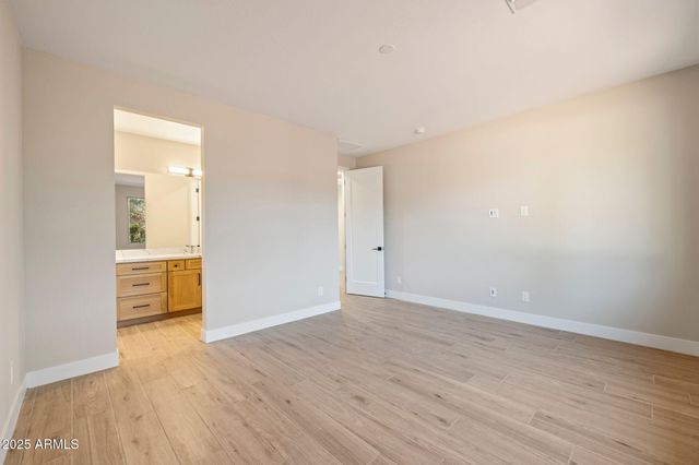 15 CREEK ROCK Circle, Sedona, AZ 86351