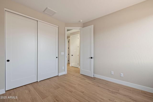 15 CREEK ROCK Circle, Sedona, AZ 86351