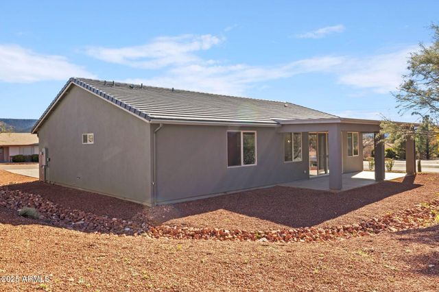 15 CREEK ROCK Circle, Sedona, AZ 86351