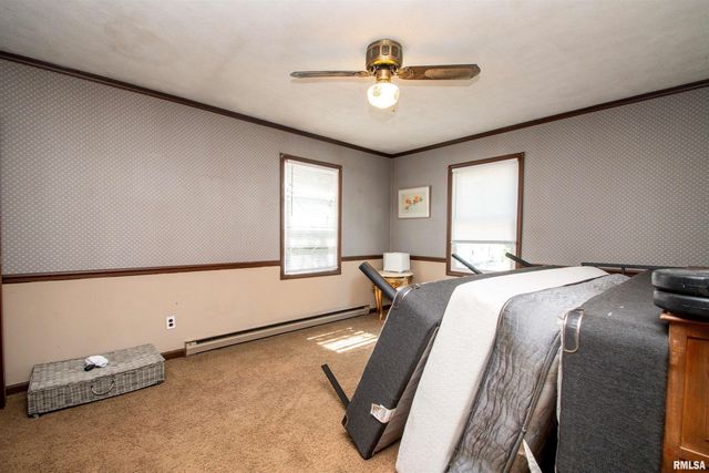 2036 W RICHWOODS Boulevard, Peoria, IL 61604