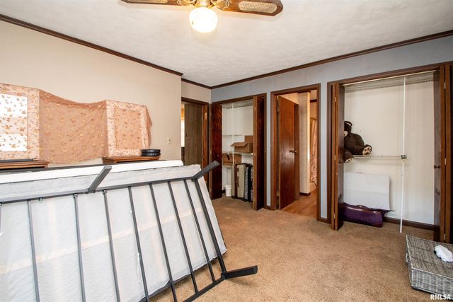 2036 W RICHWOODS Boulevard, Peoria, IL 61604