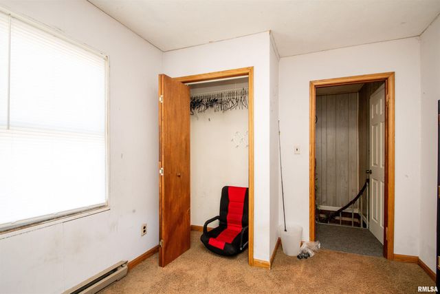 2036 W RICHWOODS Boulevard, Peoria, IL 61604