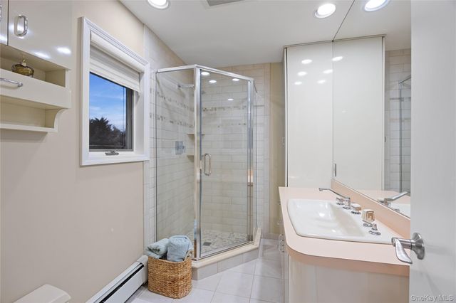 31 Lake Court, Massapequa, NY 11758