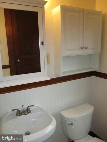 5635 OREGON AVE, Halethorpe, MD 21227