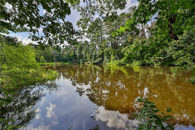 5805 Edenbrooke Drive, Cumming, GA 30040