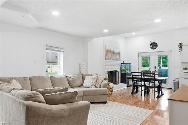 4244 Driver LN, Suffolk, VA 23435