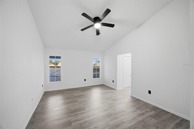 6302 SILVER OAKS DRIVE, Zephyrhills, FL 33542